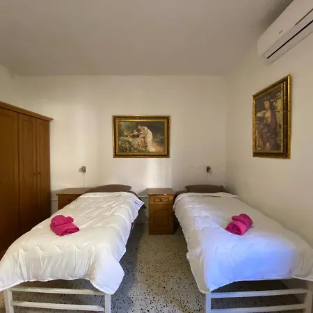 Guest house Juliet Housing