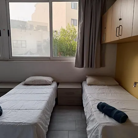招待所 Juliet Housing Gzira